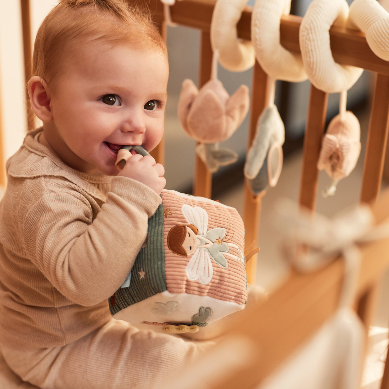 Die 10 schönsten Babygeschenke zur Geburt 2026: Sinnvoll & Personalisiert