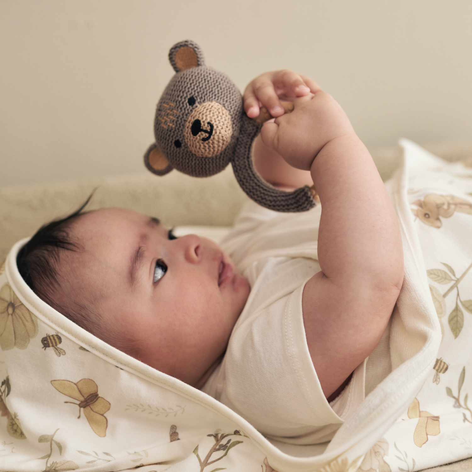 Jollein Bär Beißring kaufen – Babygeschenk LINDFALL Manufaktur