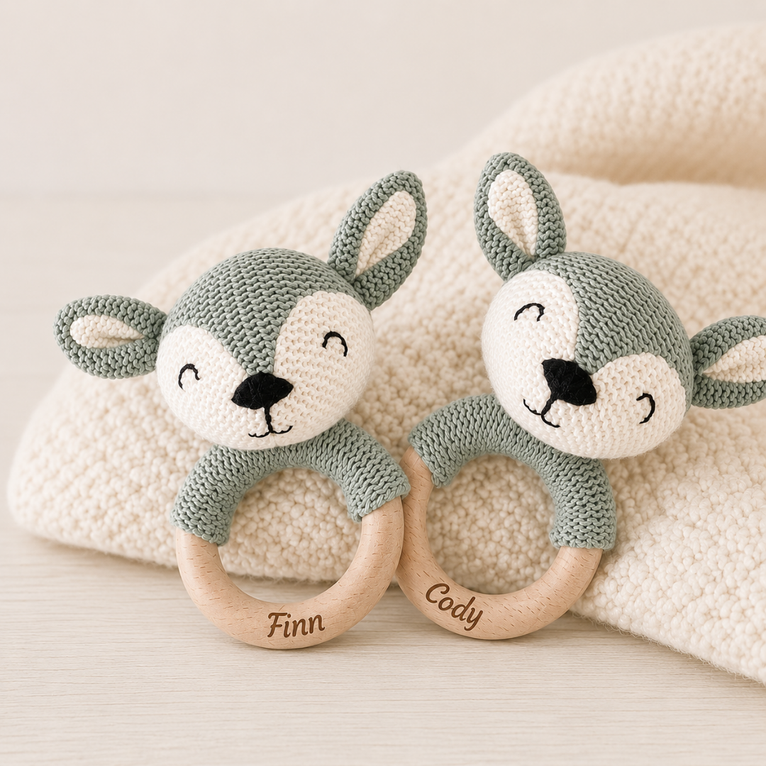 Jollein Greifling Reh Grün personalisiert – Namensgravur Babygeschenk Junge